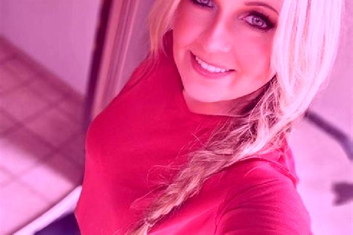 Emily, 26 — Escort in Tisul , Russia