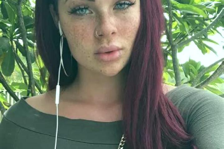 Emily, 27, a red blue-eyed ebony companion based in Cabanette. Offering Party Girl, Domination, 69. Available for incall and outcall, day and evening dates.