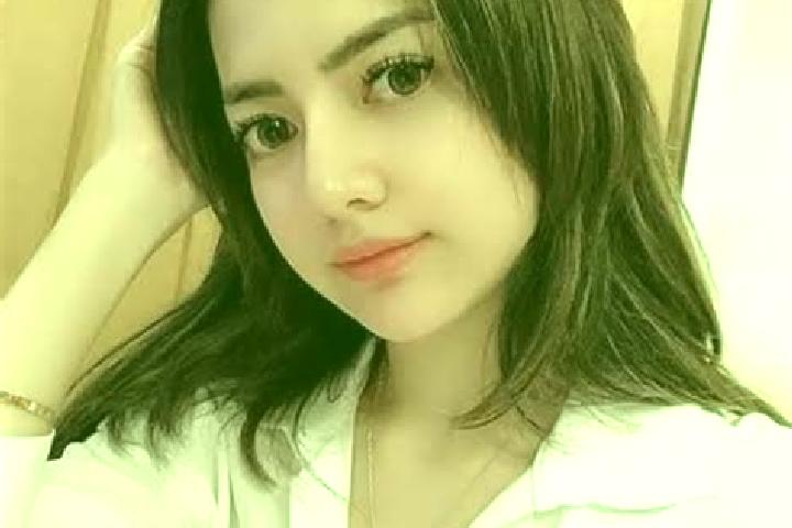 Emily, 27 — Escort in Anggrik, Indonesia