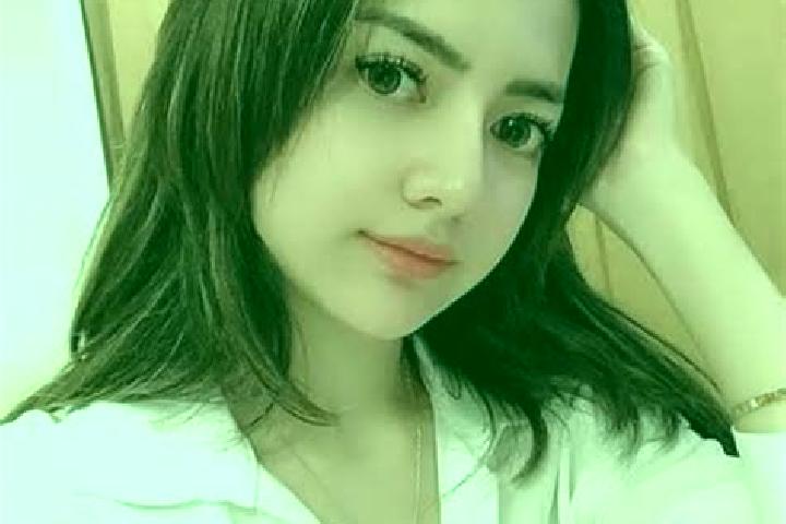 Emily, 27 — Escort in Dungkul, Indonesia