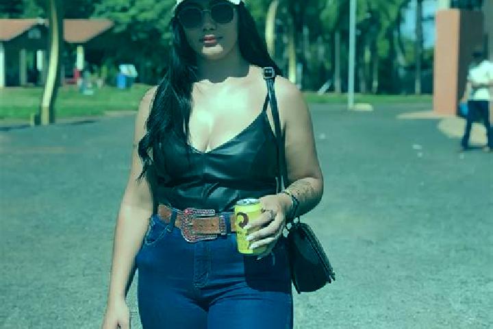Emily, 27 — Escort in Indiapora, Brazil