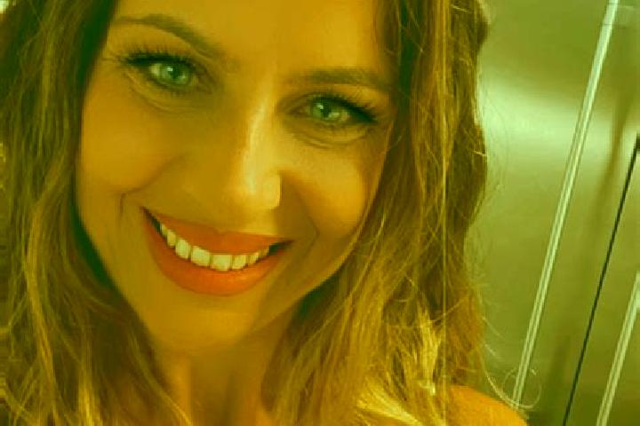 Emily, 27 — Escort in Mattine, Italy