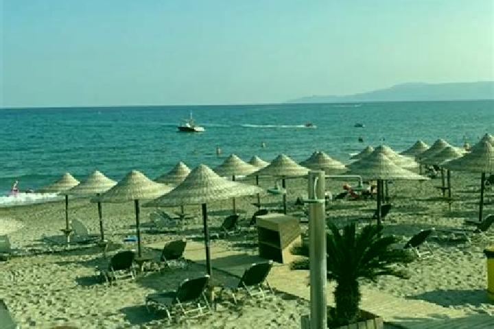 Emily, 27 — Escort in Paralia, Greece
