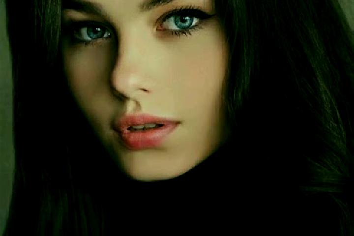 Emily, 28, a black grey-eyed slavic companion based in Dhupgari. Offering Dinner Date, Erotic Massage, Travel Companion. Available for incall and outcall, ov...