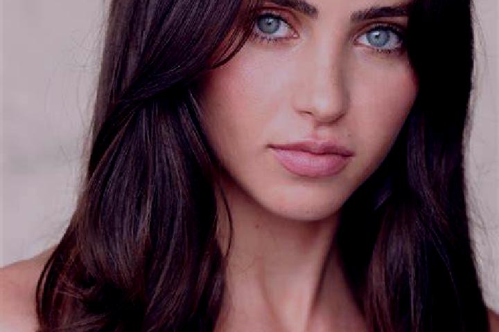 Emily, 28, a brunette dark-eyed mediterranean companion based in Laahen. Offering Travel Companion, Tantra, Girlfriend Experience, 69, Fetish. Available for ...