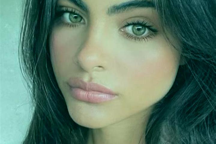 Emily, 29, a black hazel-eyed middle eastern companion based in Prospect Park. Offering Massage, BDSM, Erotic Massage, Prostate Massage. Available for incall...