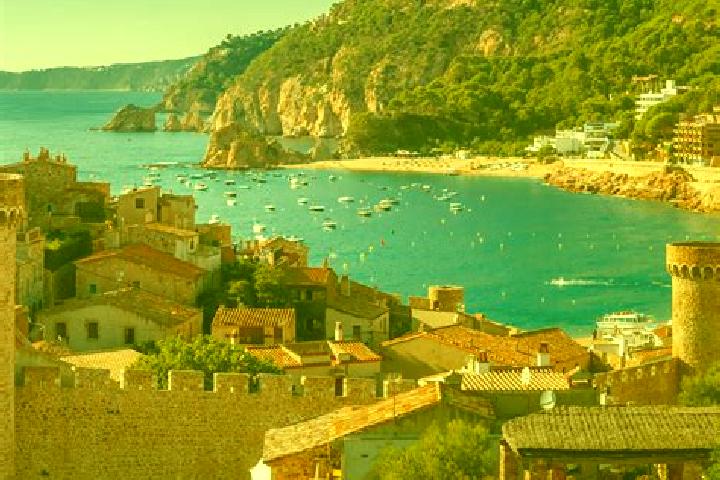 Emily, 29 — Escort in Capafonts, Spain
