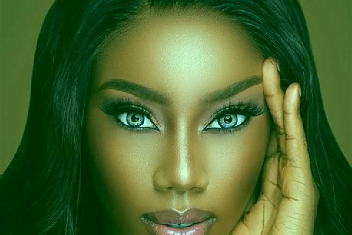 Emily, 30, a chestnut blue-eyed ebony companion based in Rottenmann. Offering Deep French Kissing, Prostate Massage, Erotic Massage, 69. Available for incall...