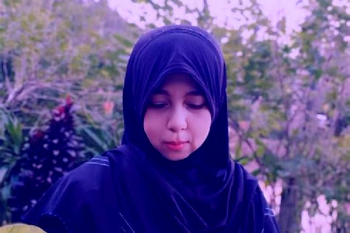 Emily, 30 — Escort in Wadeng, Indonesia