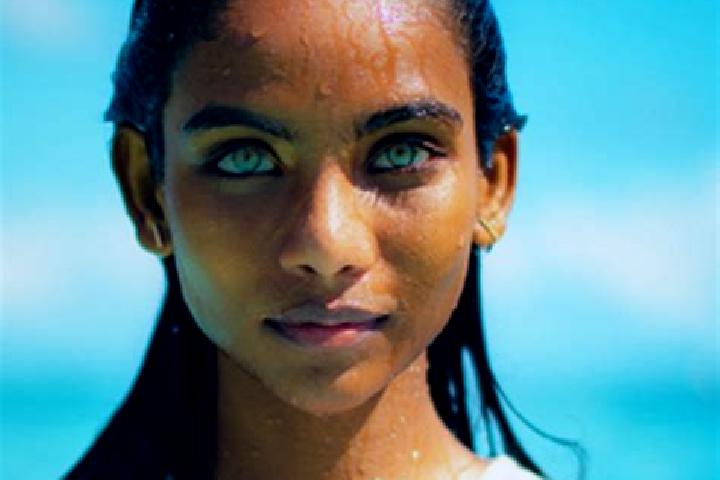 Emily, 31, a auburn blue-eyed indian companion based in Asuncion Mita. Offering Couples, 69, BDSM, GFE, A-Level. Available for incall and outcall, day and ev...
