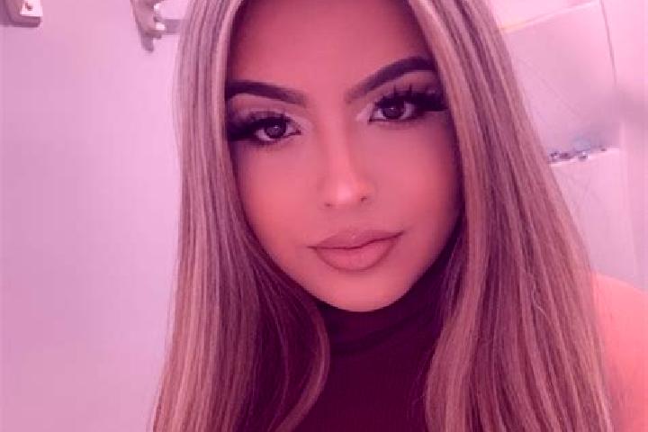 Emily, 31, a blonde brown-eyed latina companion based in Olamze. Offering Striptease, Party Girl, CIM, Deep French Kissing. Available for incall and outcall,...