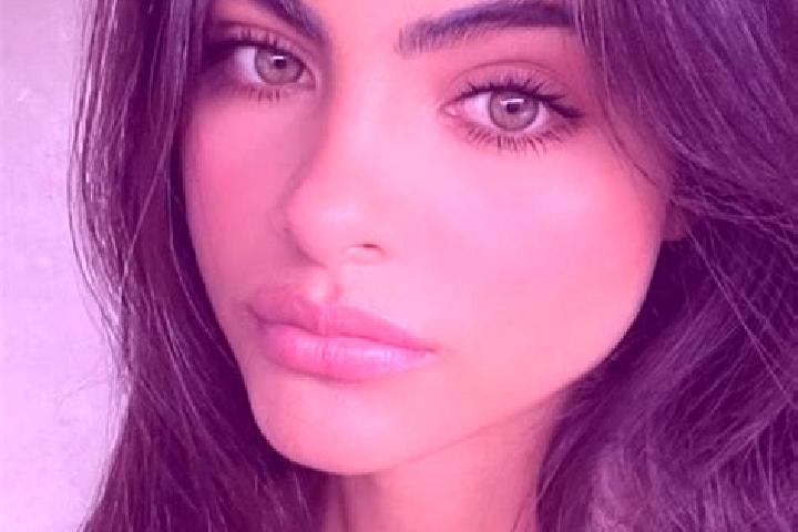 Emily, 31, a chestnut green-eyed indian companion based in Kleiner Grasbrook. Offering Girlfriend Experience, Domination, Travel Companion. Available for inc...