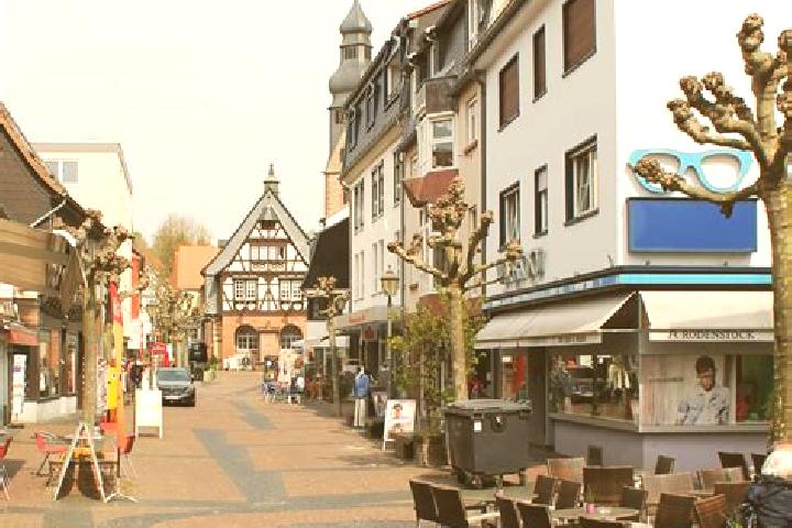 Emily, 32 — Escort in Hofheim am Taunus, Germany