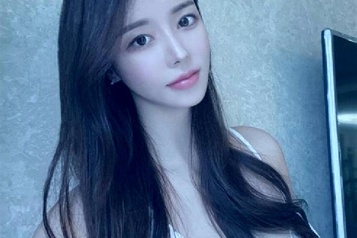 Emily, 32 — Escort in Nanzamu, China