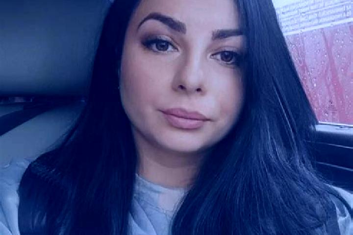 Emily, 32 — Escort in Pacioiu, Romania