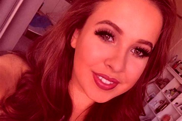 Emily, 33, a red dark-eyed caribbean companion based in Las Guias Abajo. Offering Dinner Date, Overnight, Duos, A-Level, Girlfriend Experience. Available for...