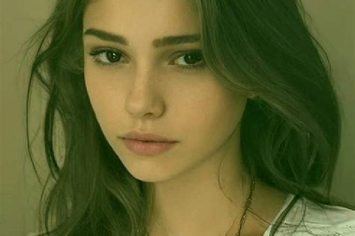 Emily, 33, a red hazel-eyed slavic companion based in Alabas. Offering Domination, Travel Companion, Duos, Party Girl. Available for incall and outcall, over...