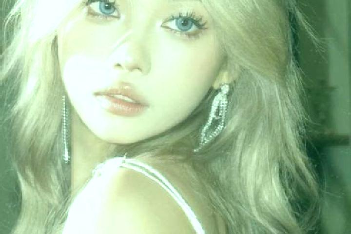 Emily, 34, a blonde grey-eyed asian companion based in Happy Harbour. Offering Domination, Girlfriend Experience, Tantra. Available for incall and outcall, o...