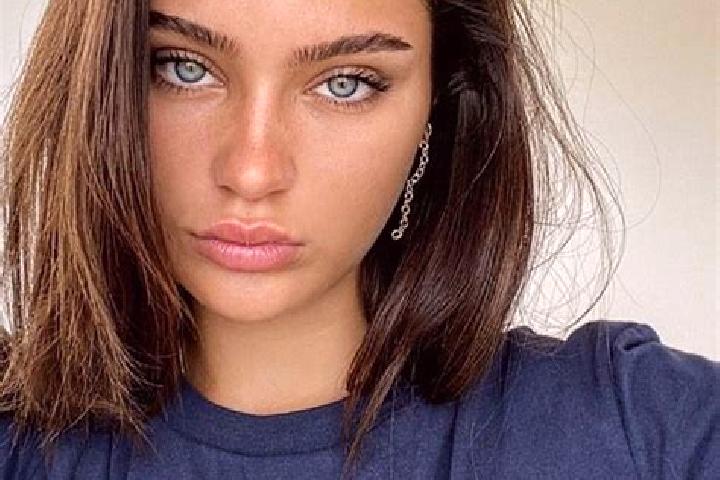 Emily, 34, a brunette blue-eyed caucasian companion based in Pachuca. Offering Roleplay, Striptease. Available for incall and outcall, day and evening dates.