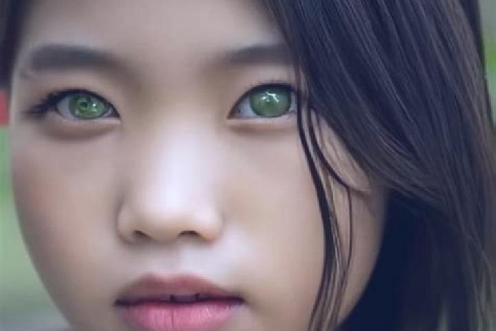 Emily, 34, a brunette green-eyed asian companion based in Montfarville. Offering Fetish, OWO, GFE. Available for incall and outcall, overnight bookings avail...