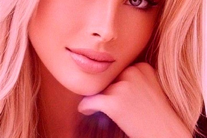 Emily, 34, a dark blonde blue-eyed caucasian companion based in Lakhnadon. Offering Dinner Date, CIM, Deep French Kissing, Roleplay, Girlfriend Experience. A...