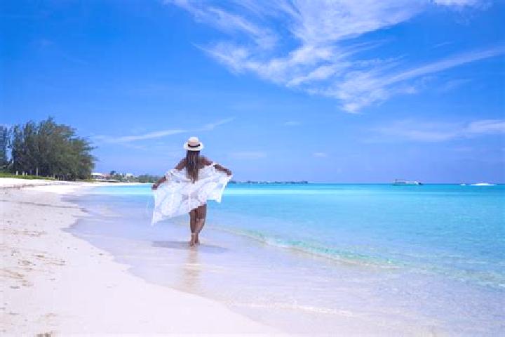Emily, 34 — Escort in Bodden Town, Cayman Islands