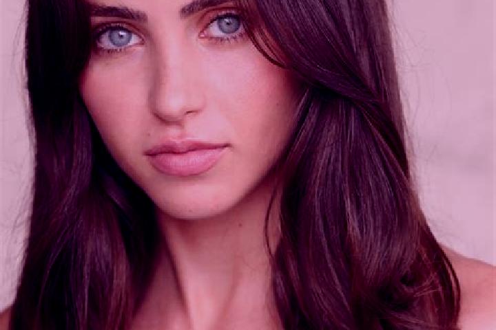 Emily, 35, a brunette amber-eyed middle eastern companion based in Barnby. Offering Domination, Travel Companion, 69, Prostate Massage, Party Girl. Available...