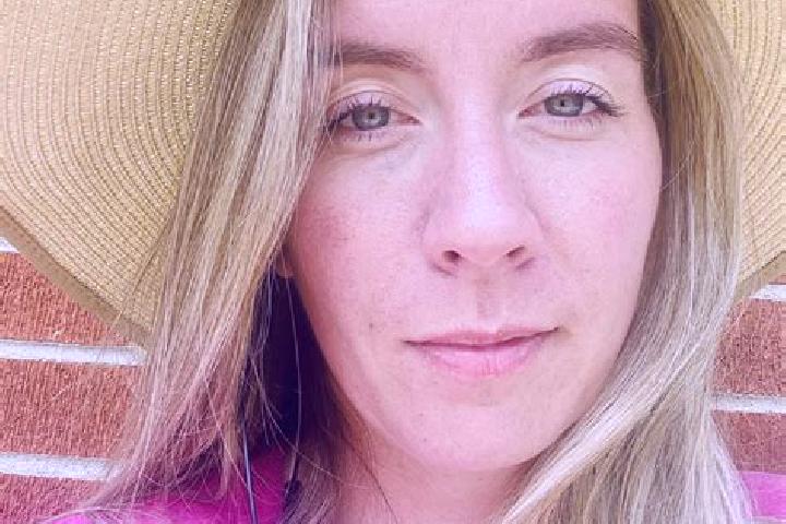 Emily, 35 — Escort in Jellico, United States