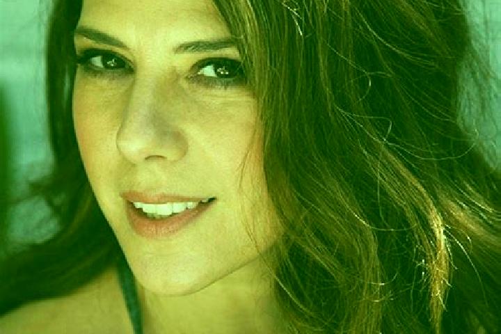 Emily, 35 — Escort in Laimos, Greece