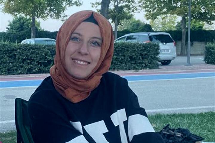 Emily, 35 — Escort in Nurettin, Turkey