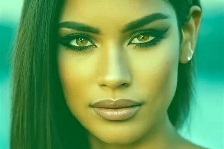 Emily, 36, a black amber-eyed latina companion based in Mariscal Caceres. Offering CIM, Tantra, Overnight, Deep French Kissing. Available for incall and outc...