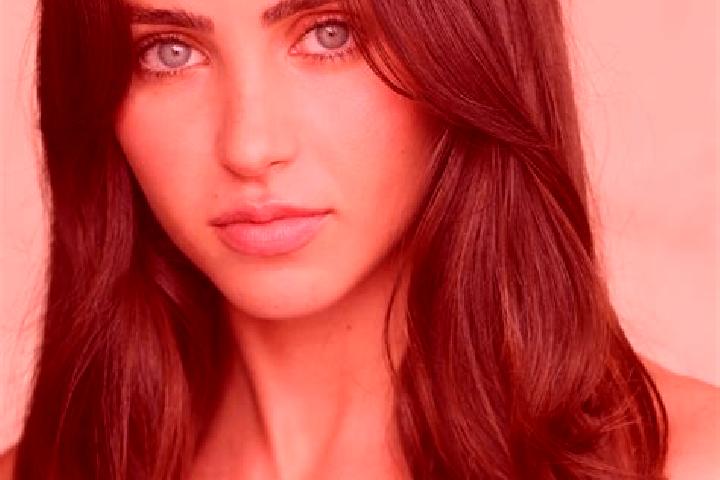 Emily, 37, a auburn brown-eyed latina companion based in Aduo. Offering Tantra, 69, BDSM. Available for incall and outcall, overnight bookings available.