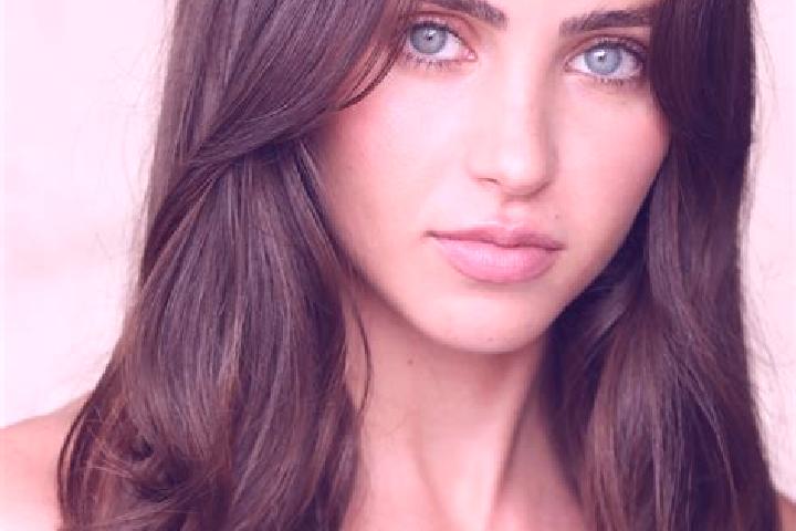 Emily, 37, a auburn brown-eyed latina companion based in Kandovan. Offering Tantra, CIM, Couples, Party Girl. Available for incall and outcall, overnight boo...