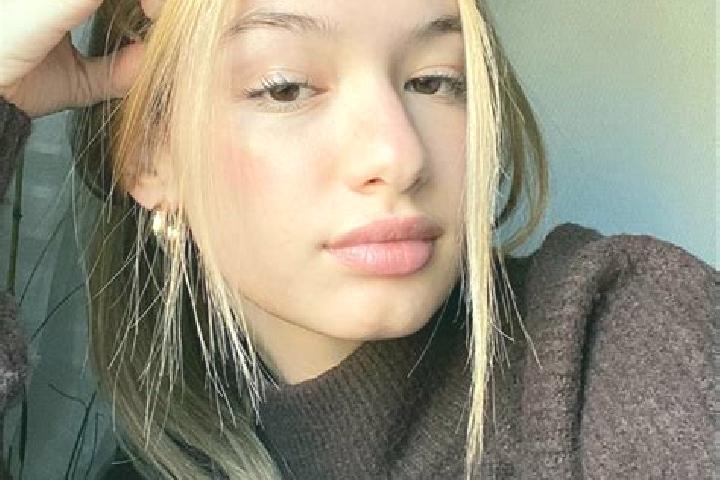 Emily, 37, a blonde brown-eyed indian companion based in Tikanli. Offering Fetish, OWO, Striptease, Dinner Date. Available for incall and outcall, overnight ...