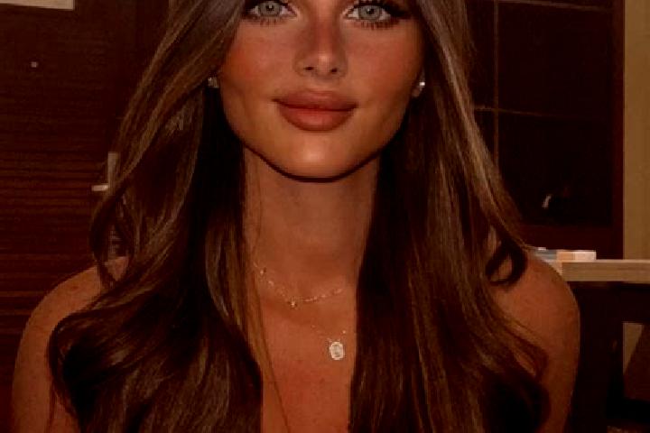 Emily, 37, a brunette dark-eyed ebony companion based in Barellan Point. Offering Striptease, Duos. Available for incall and outcall, overnight bookings avai...