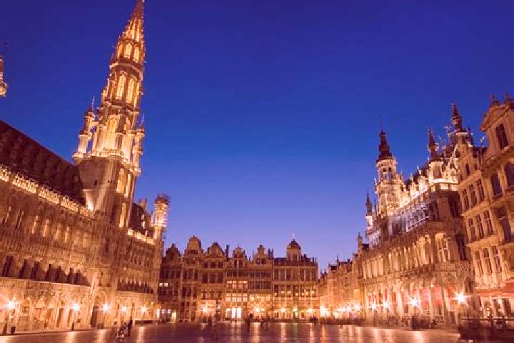 Emily, 38 — Escort in Stene, Belgium