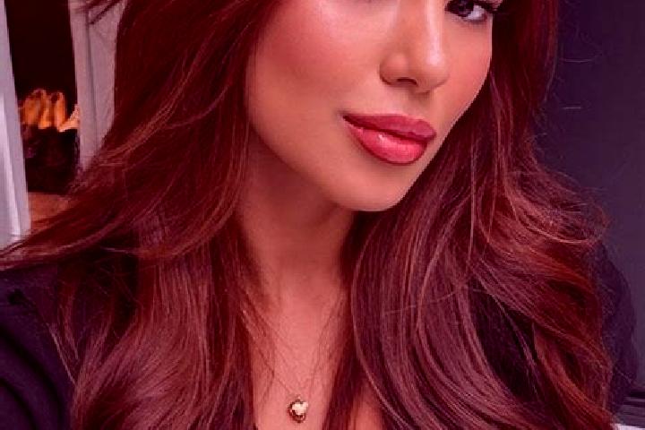 Emily, 39, a chestnut brown-eyed latina companion based in Naters. Offering Massage, BDSM. Available for incall and outcall, day and evening dates.