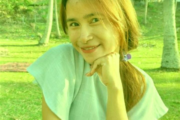 Emily, 39 — Escort in Nefoneut, Indonesia