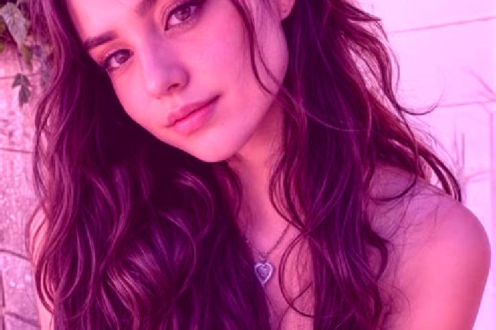 Emma, 20, a black brown-eyed middle eastern companion based in Medina Sidonia. Offering Travel Companion, Fetish, A-Level, Party Girl. Available for incall a...