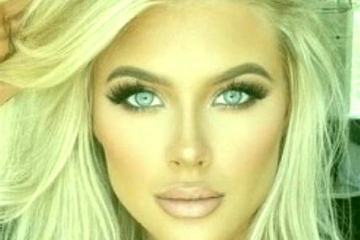 Emma, 20, a platinum blonde green-eyed caribbean companion based in Algonquin. Offering Girlfriend Experience, Massage, Tantra, Couples. Available for incall...