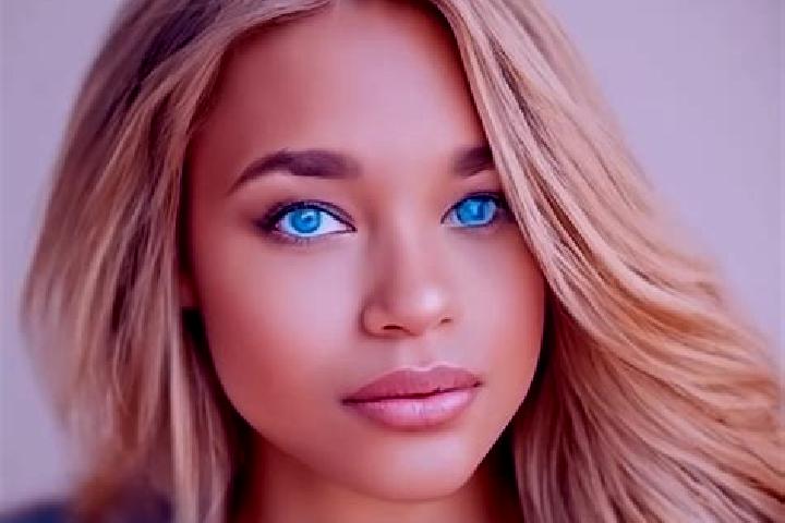 Emma, 21, a blonde blue-eyed latina companion based in Alnwick. Offering Deep French Kissing, OWO, Fetish, GFE. Available for incall and outcall, overnight b...