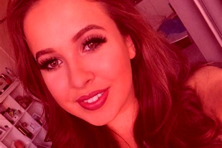 Emma, 21, a dark blonde dark-eyed indian companion based in Luvinate. Offering Striptease, Overnight, Massage. Available for incall and outcall, overnight bo...