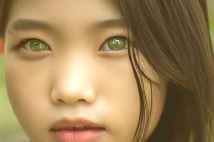 Emma, 21, a red green-eyed asian companion based in Itaipe. Offering Fetish, Dinner Date, Domination. Available for incall and outcall, overnight bookings av...