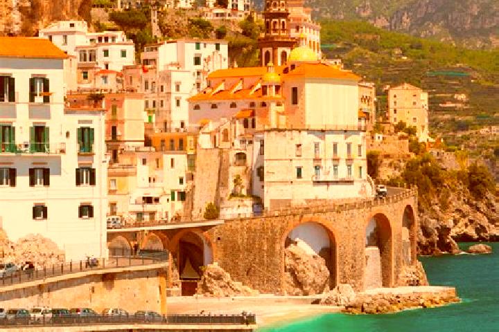 Emma, 21 — Escort in Alfano, Italy