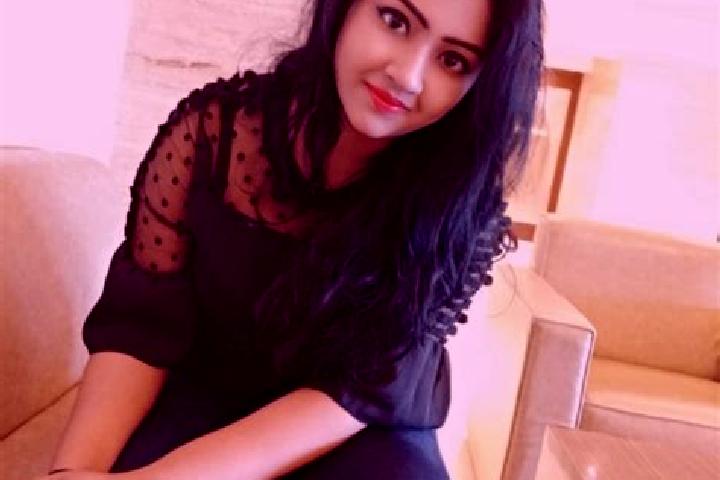 Emma, 21 — Escort in Kalna, India