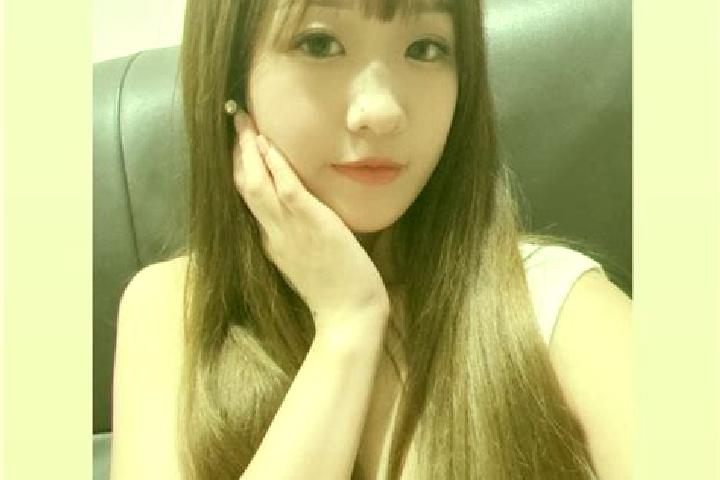 Emma, 21 — Escort in Zhiying, China