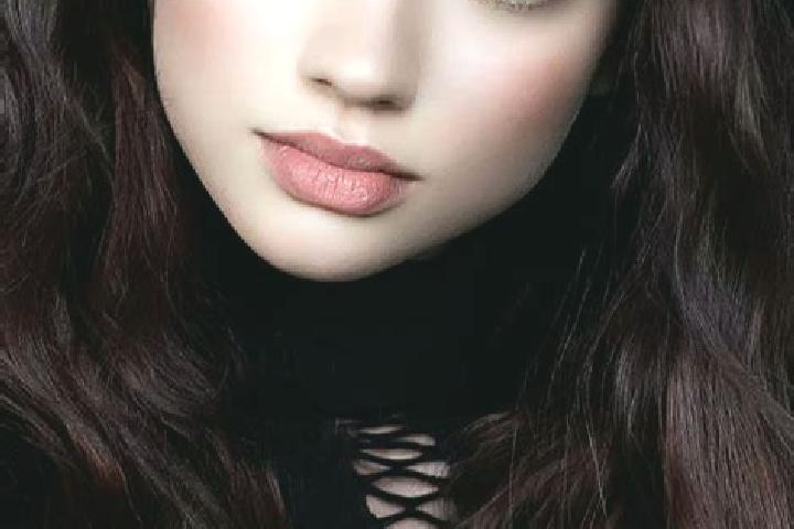 Emma, 22, a auburn brown-eyed european companion based in Visnjevac. Offering Roleplay, BDSM, Overnight. Available for incall and outcall, overnight bookings...