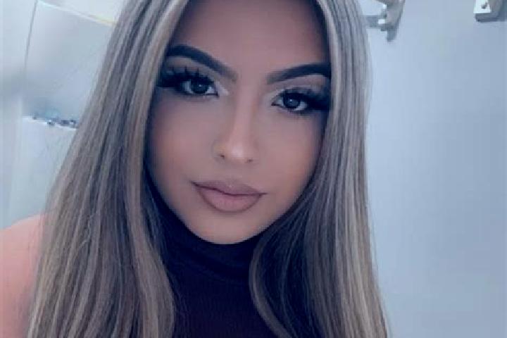 Emma, 22, a blonde dark-eyed latina companion based in Dinias. Offering Couples, Travel Companion, Prostate Massage, Erotic Massage, 69. Available for incall...