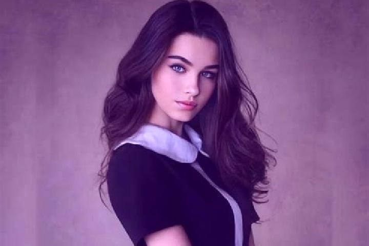 Emma, 22, a brunette amber-eyed slavic companion based in Olgiate Molgora. Offering Erotic Massage, 69, A-Level, Party Girl. Available for incall and outcall...