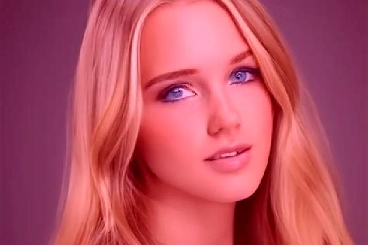 Emma, 22, a dark blonde grey-eyed mediterranean companion based in Anthem. Offering Deep French Kissing, Tantra, Overnight, Travel Companion. Available for i...